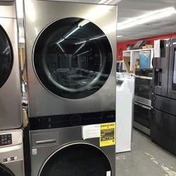 New Scratch And Dent LG Front Load Stackable Washer And Dryer. 1 Year Warranty 