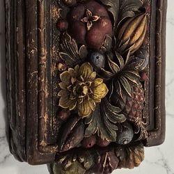 COLLECTORS! VINTAGE Syroco Cigarette/ Trinket Box