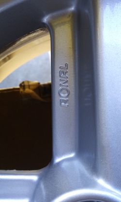 Ronal R9-6825-121 8J-16" PCD: 5X4.75 (120.65mm) offset:+10mm