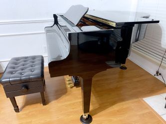 GA1 YAMAHA PIANO