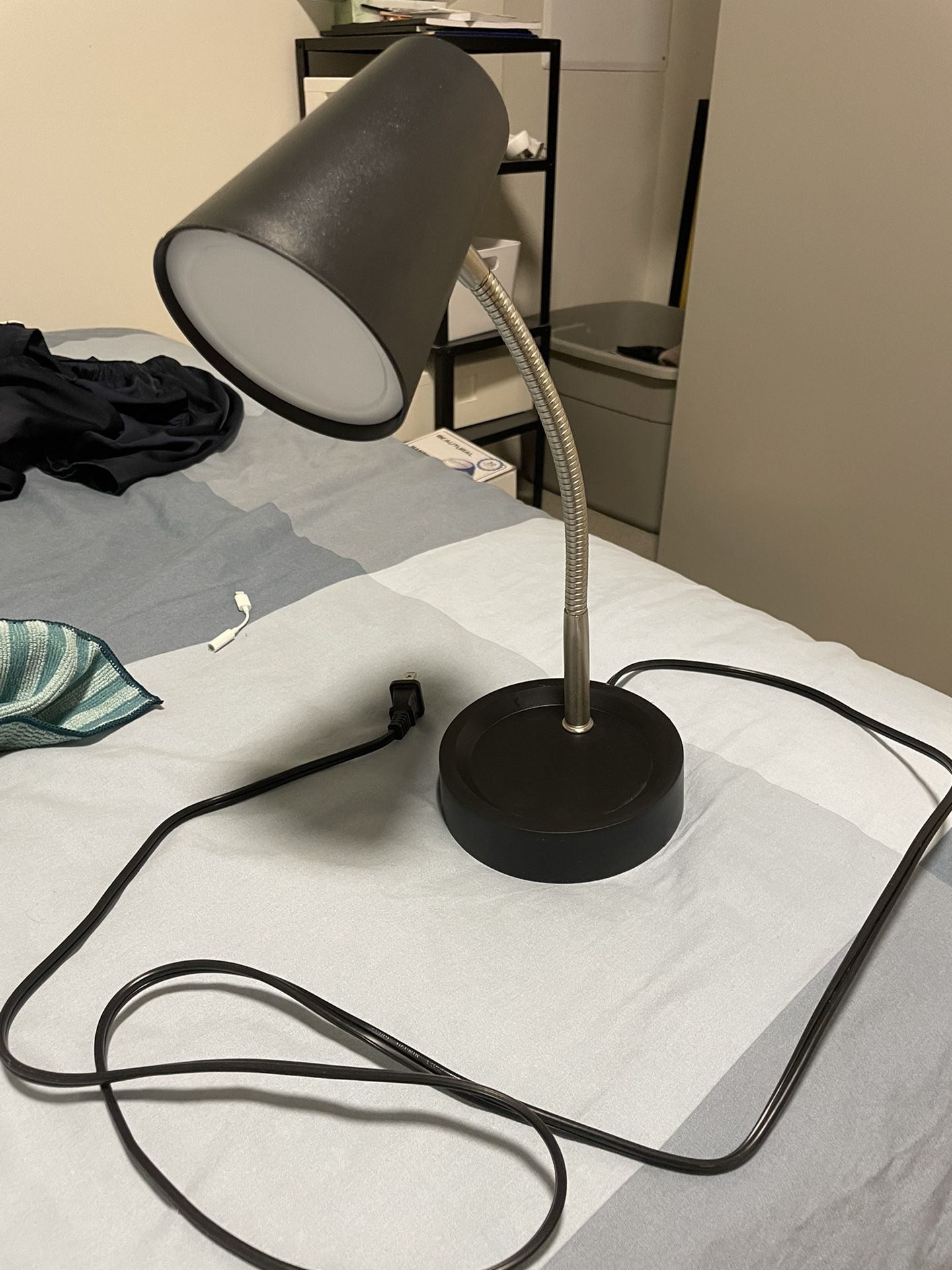 Table/bed Lamp With A Backup Lightbulb