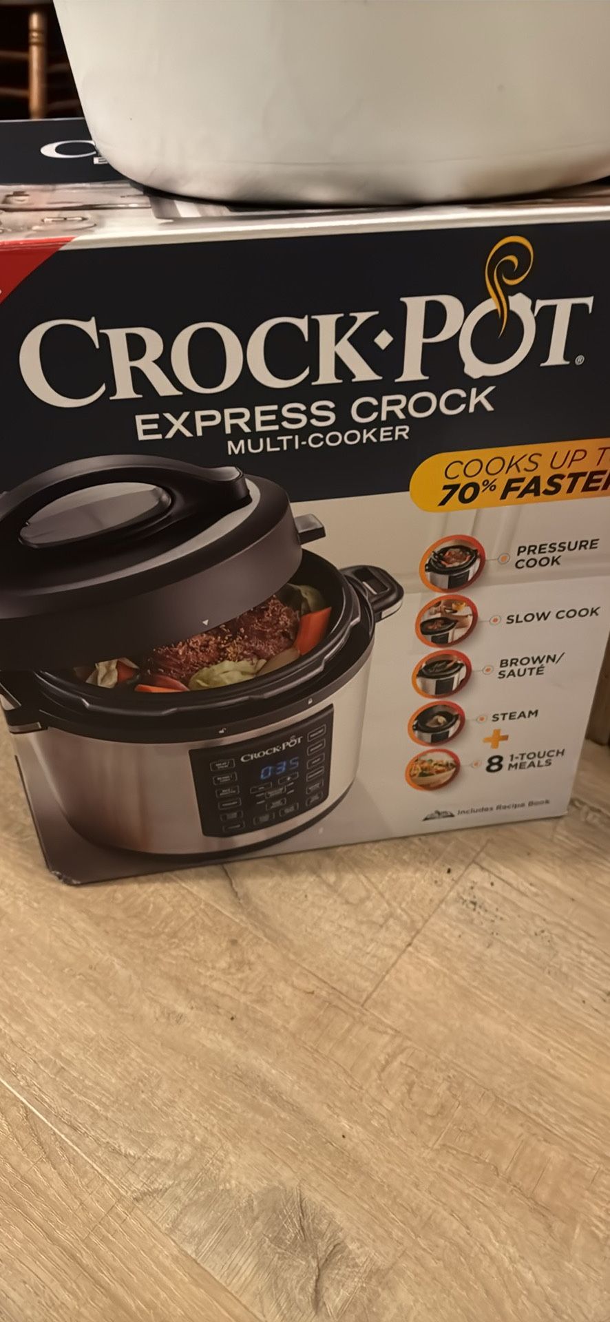 Brand New Never Used Crock Pot