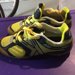 Kelme indoor sports shoes size 7.5