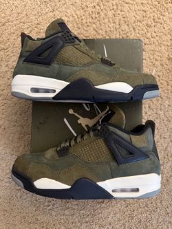 Size 10 (Pre owned, comes with original box) - Air Jordan 4 craft SE olive