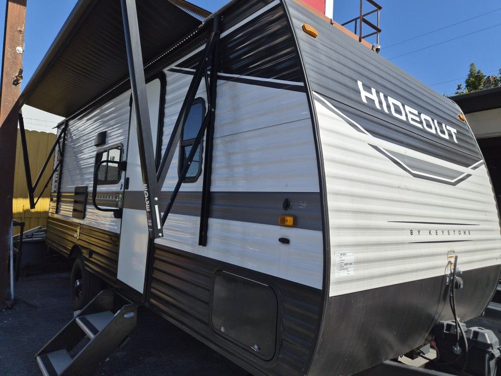 Rv Travel Trailer 2022 18 Ft 