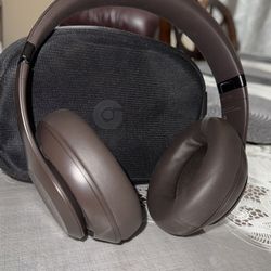 Beats Pro Headphones 
