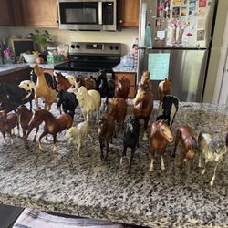 Collectible horses