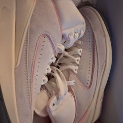 Womens AIR JORDANS 2 RETRO