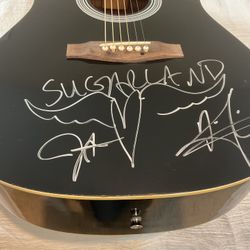 Autographed Sugarland Gibson Maestro Acoustic Guitar. Really nice hand signed signature and drawing on this by Sugarland singer Jennifer Nettles and s