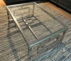 Lexington Mirage Russell Glass Top Cocktail Table
Lexington