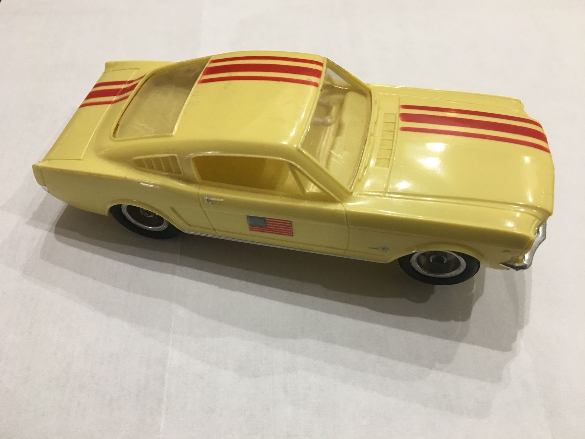 Aurora 1/32 scale mustang slot car not tjet