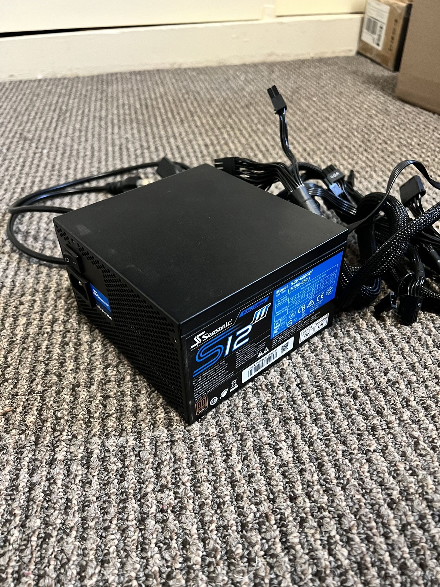 Seasonic S12III Series SSR-650GB3 650W 80 PLUS Bronze ATX12V Power Supply