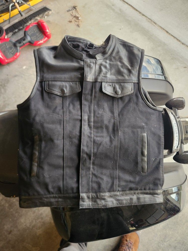 First Mfg Vest