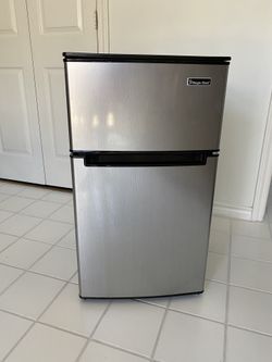 Small Refrigerator
