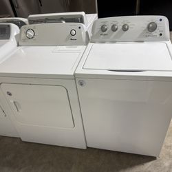 Whirlpool Washer And Dryer Set $399