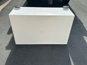 50 gallon slim water tank only asking $450 (financing available)
