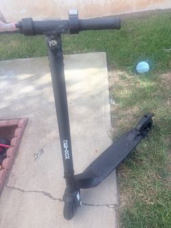 Jetson Black Electric Scooter