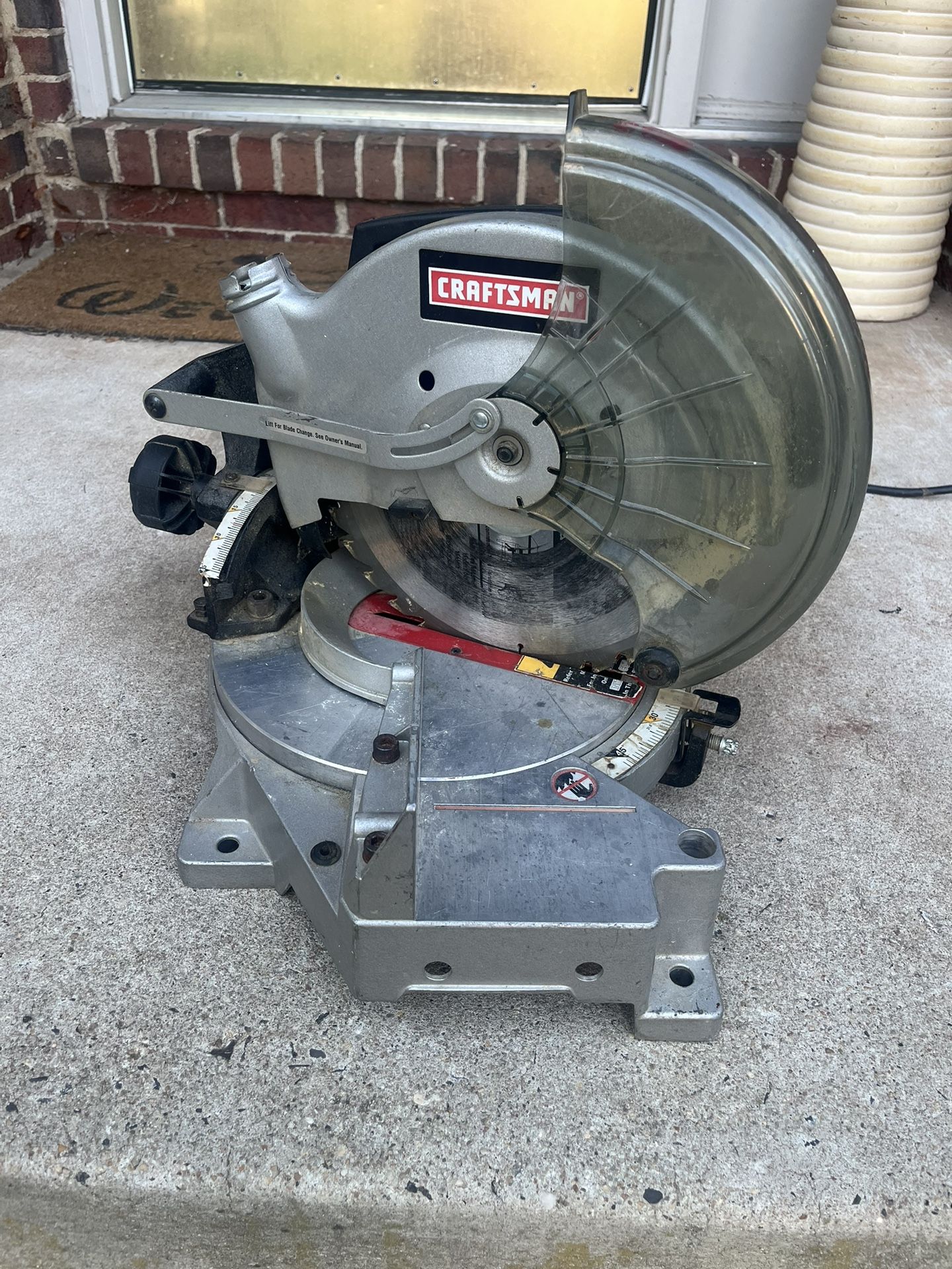 Craftsman 10” Compound Miter Saw