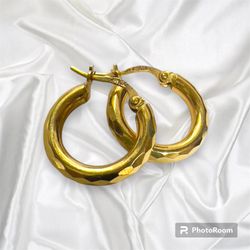 14k Yellow Gold Hoop Earrings 2.0g