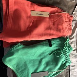 Essentials XXS shorts