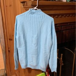 New  Cashmere Only Me Sweater L