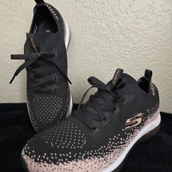 New Skechers Size 6.5
