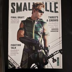 SMALLVILLE Official Magazine #26 Justin Hartley Cover 2008 100 Pages Superman