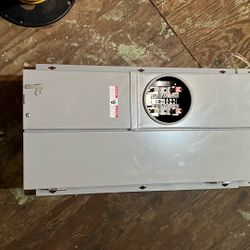 200 amp Siemens Main Breaker Panel 