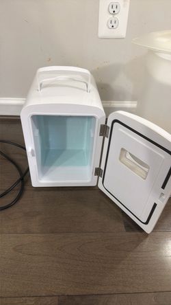 White Portable Mini Fridge with Power Cord