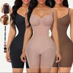 One Piece Shapewear with Tucked in Abdomen, Lifted Buttocks, Flat Corner Pants, Open Crotch