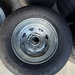 New 205-75-14inch Boat Trailer Tires.  5-lug Galvanized Rims.  30 Day Special. 