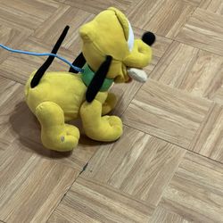 disney walk n wag Pluto with Remote