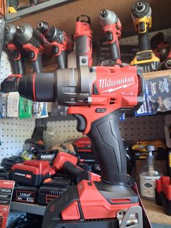 Milwaukee FUEL Cordless Hammer Drill