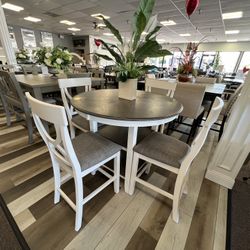 5 Pc Dining Table 🎈🎈🎈