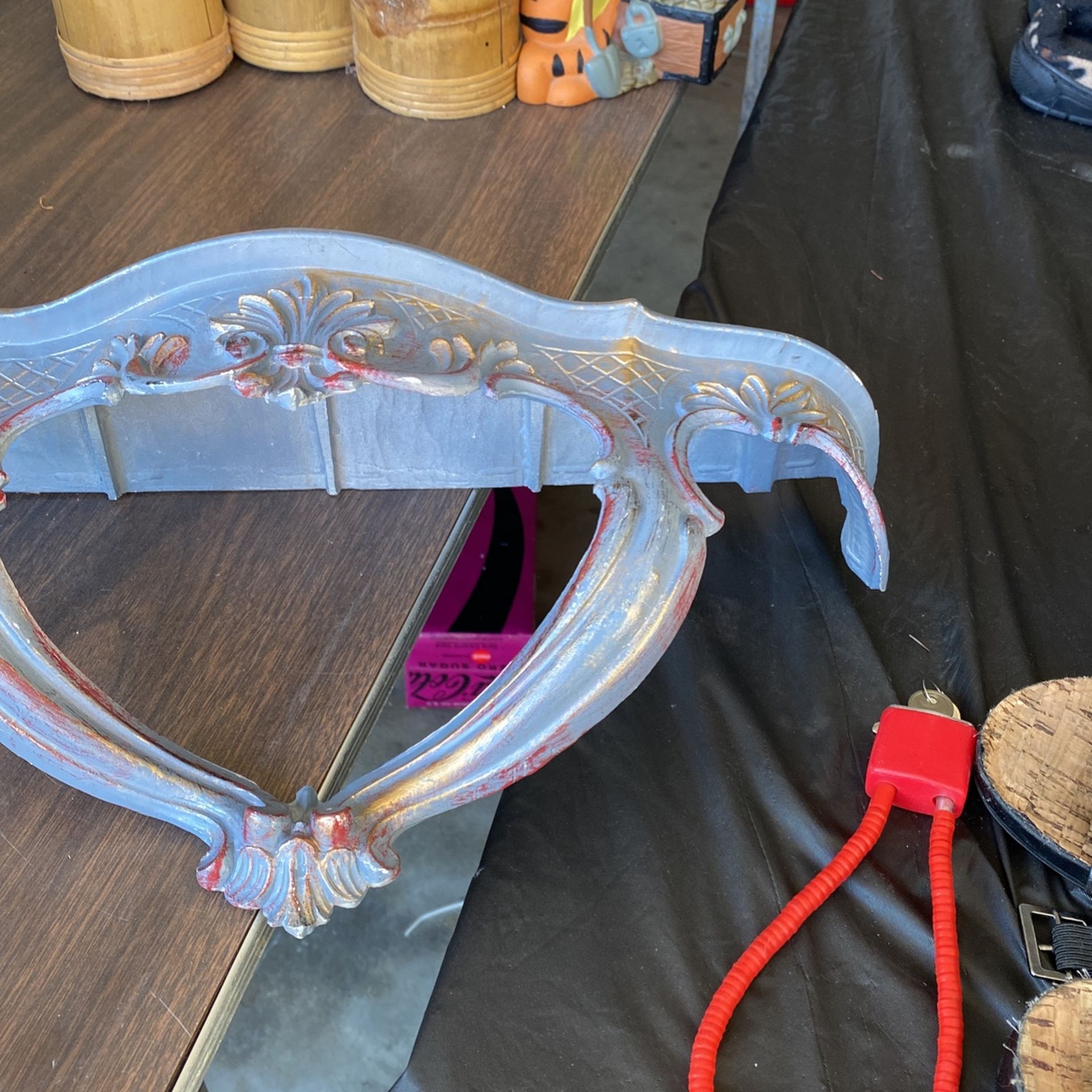 Nice Art Decor Piece Made In Italy Strong Plastic.