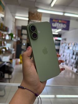 iPhone 17 256GB UNLOCKED 🔓