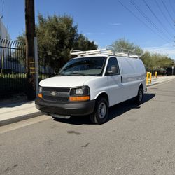 2017 Chevrolet Express 2500