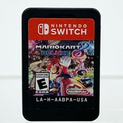 Mario Kart 8 Deluxe  (Nintendo Switch, 2017)