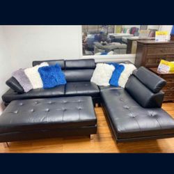 *Spooky Sale Event*---Ibiza Black Attractive Leather Sectional Sofa W/Ottoman---Delivery And Easy Financing Available 👏