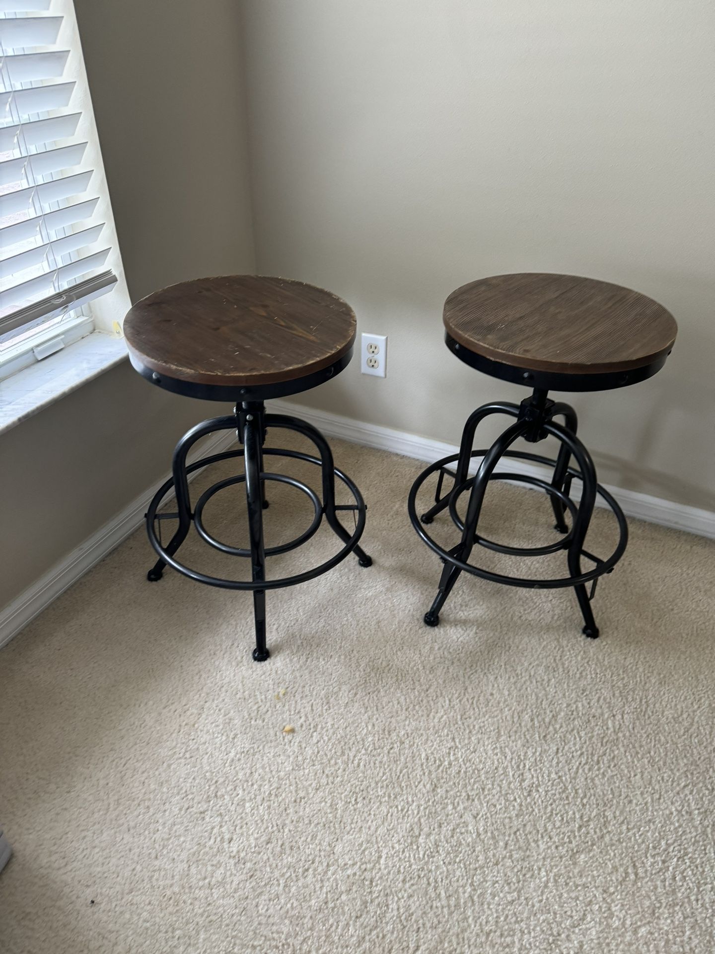 2 Counter Stool