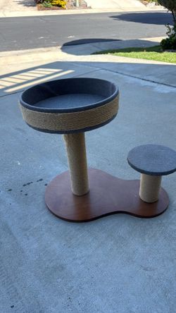 Small cat tree