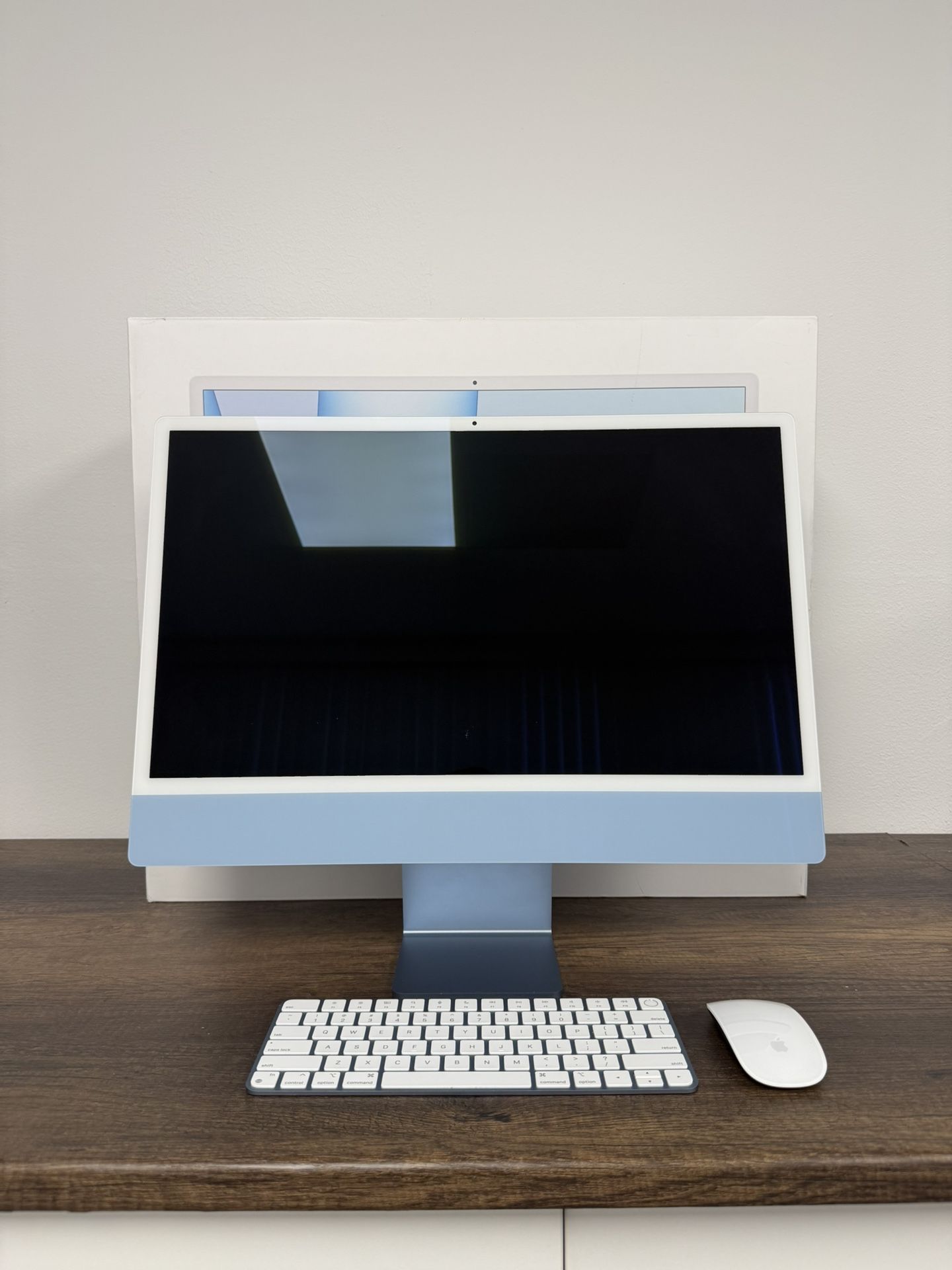 iMac 24 Inch 4.5K M1 8 Core*1TB SSD*16GB RAM