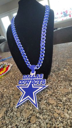 Dallas cowboys Cuban chain