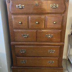 Wood Dresser - 5 Drawers