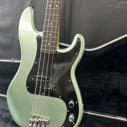 Fender Precision Bass – Seafoam Green – SKU G014