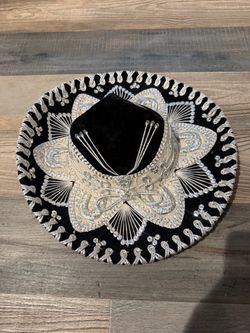 Pigalle 5X Kids Mariachi Sombrero - Made in Mexico - Like New