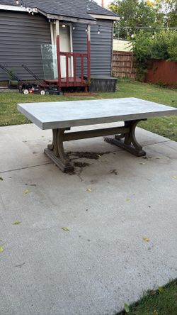Concrete table