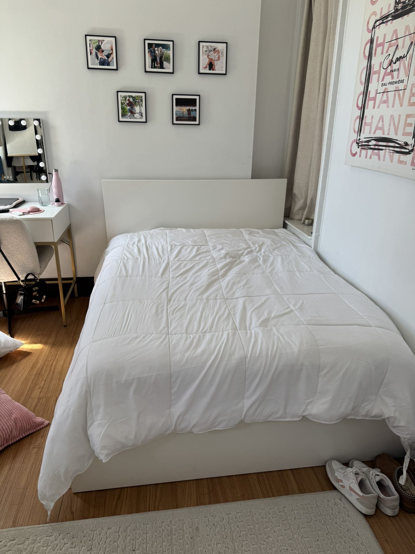 Full size bed frame with 2 storage drawers