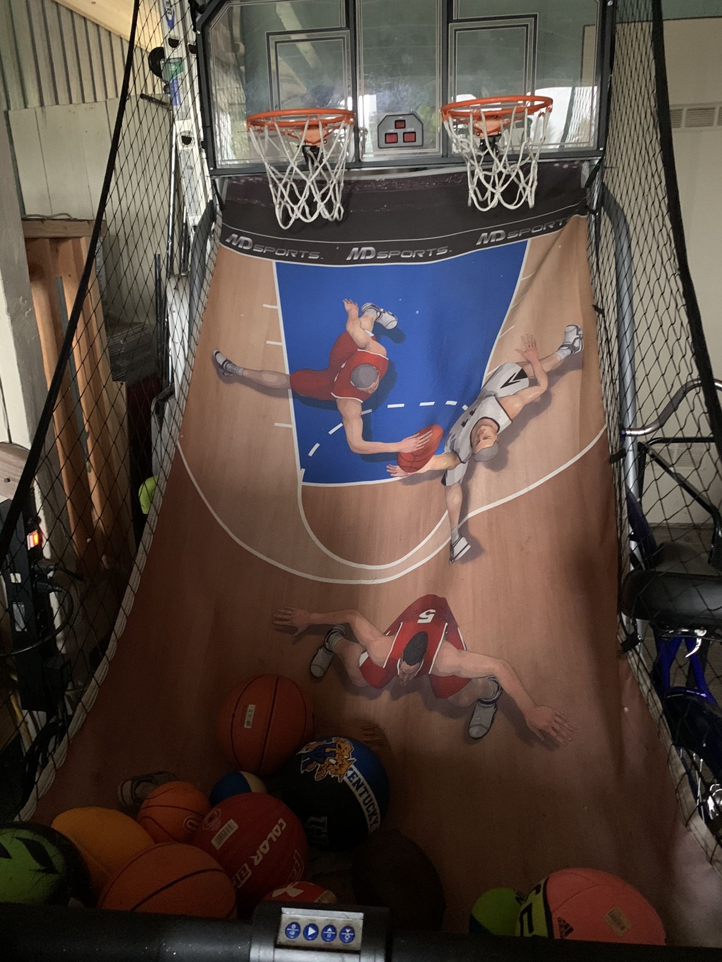 MD Pro Court Basketball Hoop