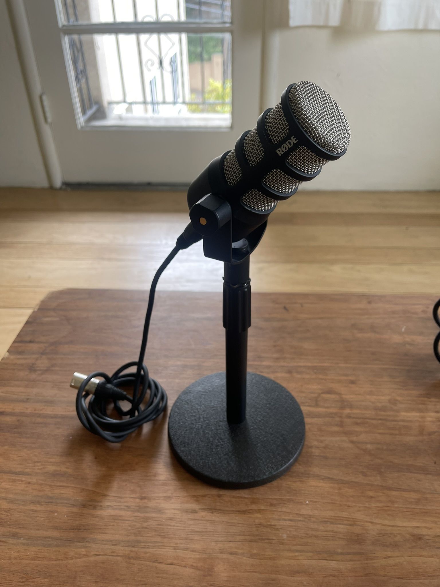 Rode pod mic